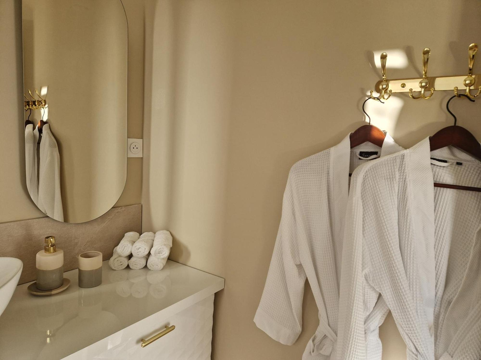 La Suite 1828 Hure Экстерьер фото